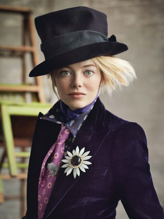 Emma_Stone_by_Mario_Testino.jpg