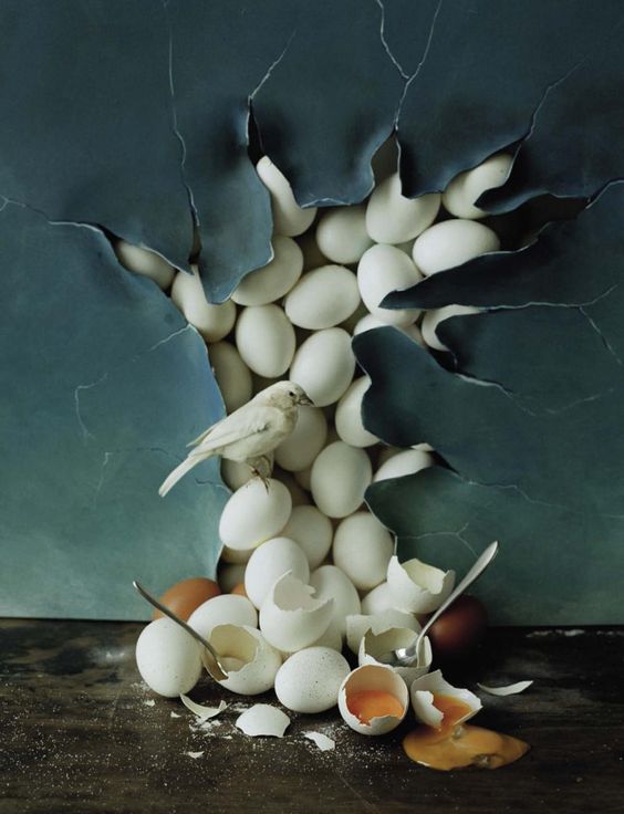 Mirte_Maas_by_Tim_Walker_for_Vogue_Italia__May_2015..jpg