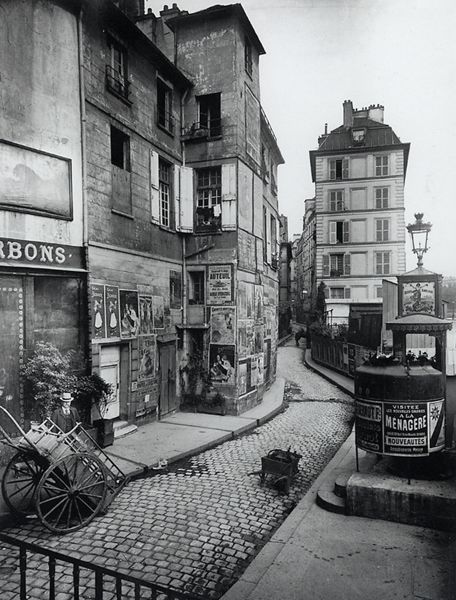 Eugene_Atget___Rue_des_Ursins__Paris__c._1900..jpg