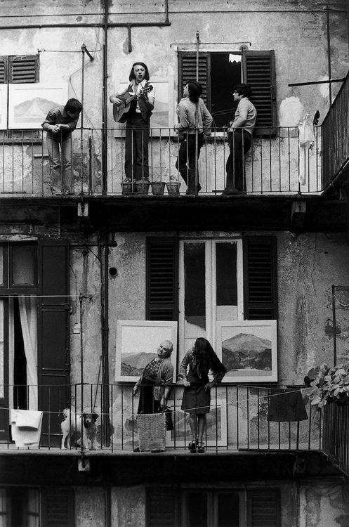 Milano_1970_by_Gianni_Berengo_Gardin.jpg