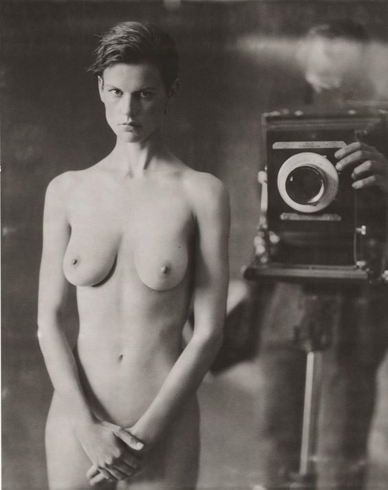 Autoportrait_with_Saskia__Paris__2011.____Paolo_Roversi.jpg