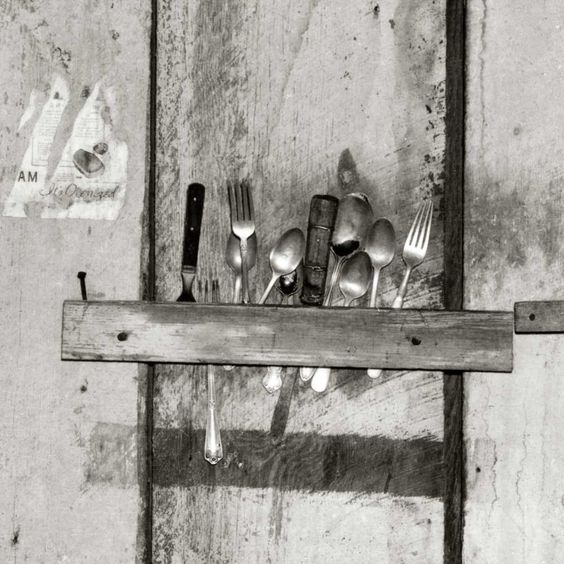 Walker_Evans_____Kitchen_Wall_____1936__detail_..jpg