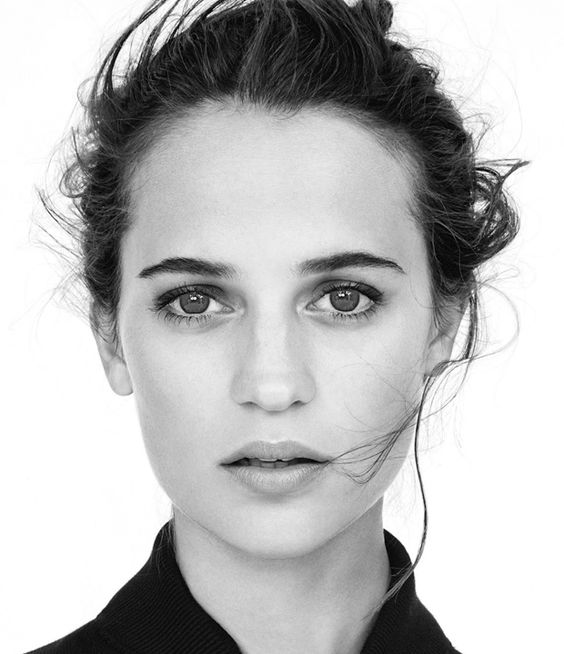 Alicia_Vikander2.jpg