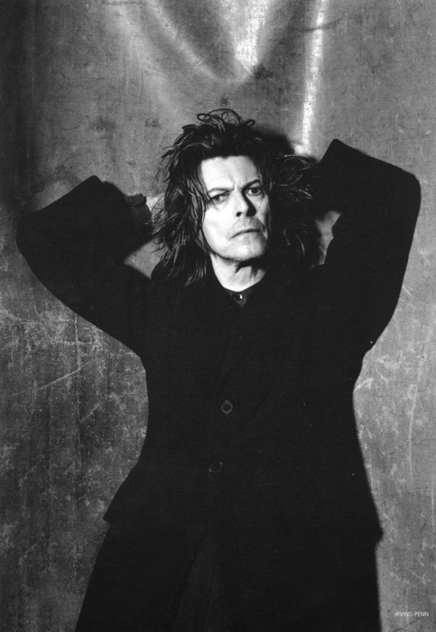Bowie_by_Irving_Penn.jpg