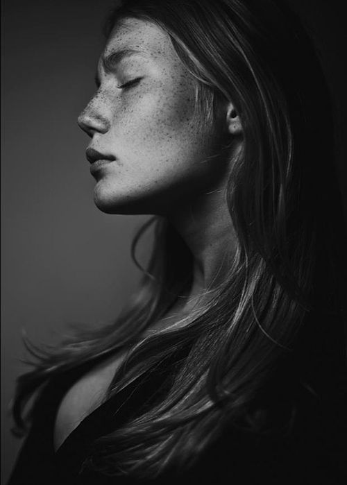 Freckles._Zanna_van_Vorstenbosch.jpg