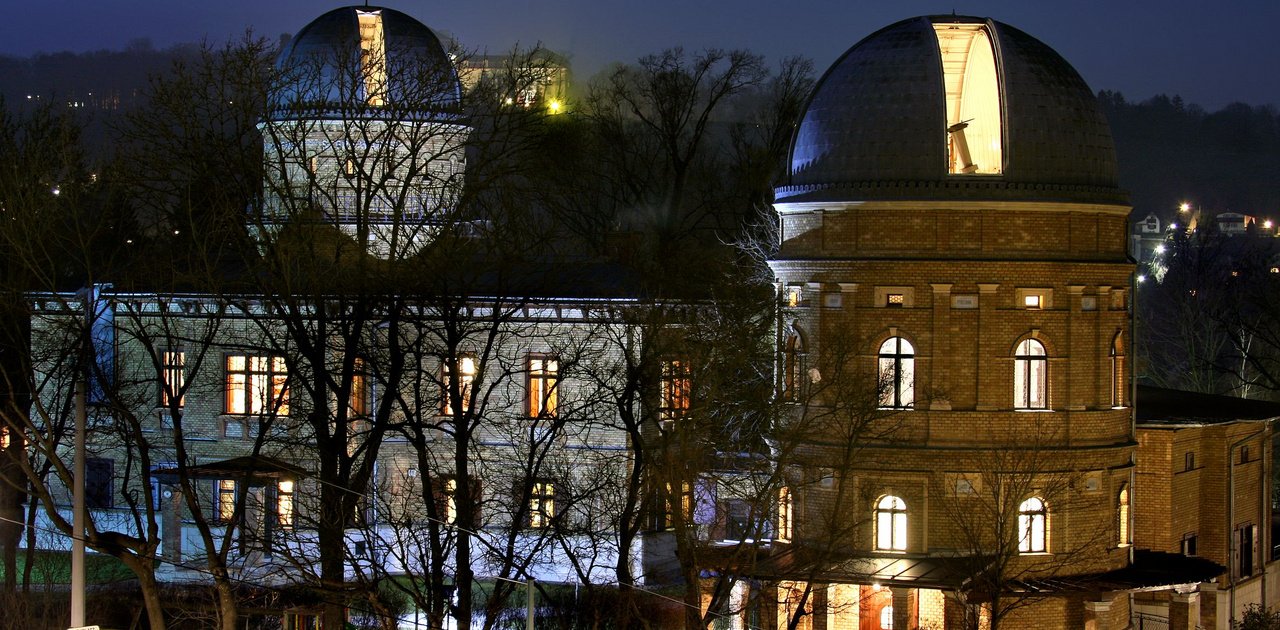 csm_KSW_Nacht_c__Kuffner_Sternwarte_VHS_Wien_653dd773e9.jpg
