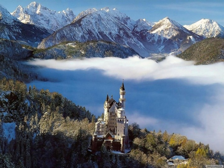 The_mountains_of_Bavaria_Germany1_720x539.jpg