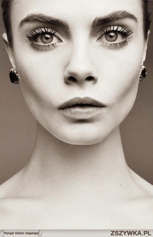 1305_portret_cara_delevingne.jpg