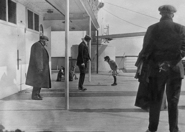 One_of_the_last_photos_taken_on_the_Titanic..png