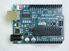 220px_Arduino_Duemilanove_2009b.jpg