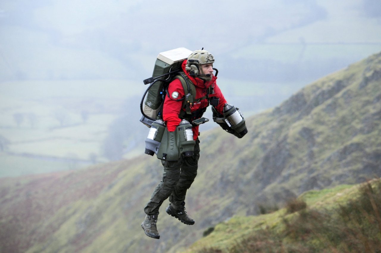 gravity_jet_suit_1.jpg