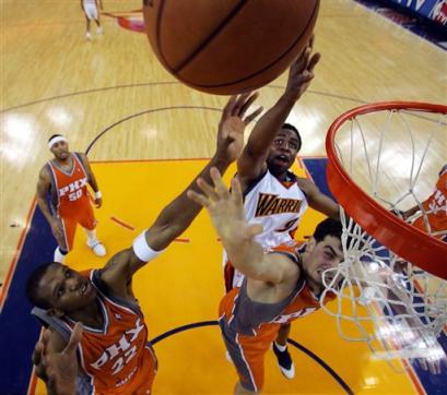capt.oas20104150520.suns_warriors_basketball_oas201.jpg