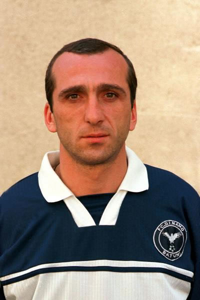 MACHUTADZE_PAATA_jpg.jpg