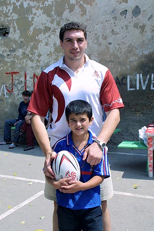 268_0908_youngplayer_310.jpg