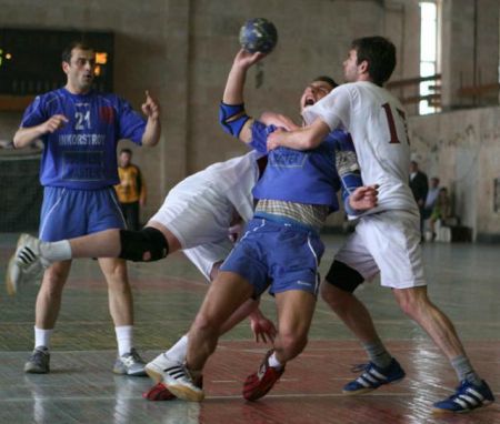 img1.jpg