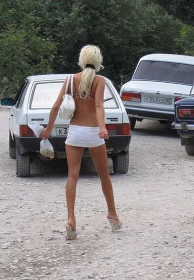 1267376364_girls_girls_30.jpg