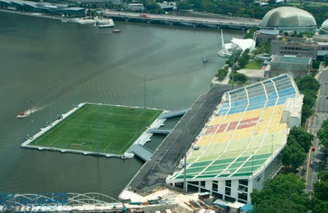 singapore_floating_stadium_1.jpg