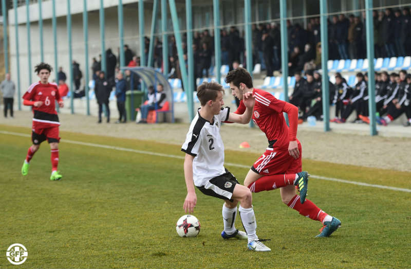 u17_2.jpg