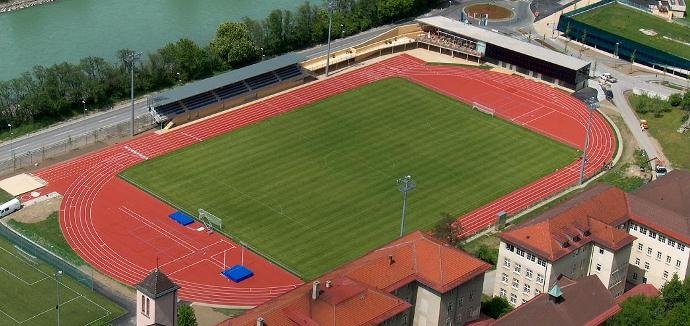 stadion1_379936.jpg