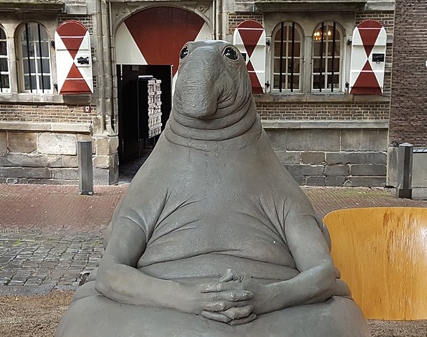800px_Beelden_in_Leiden_2016_04_crop.jpg