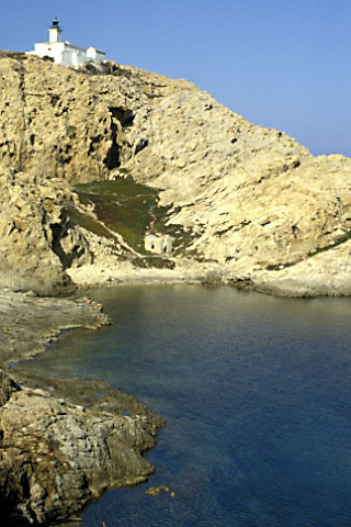 frankreich_korsika_leuchtturm_in_ile_rousse.jpg