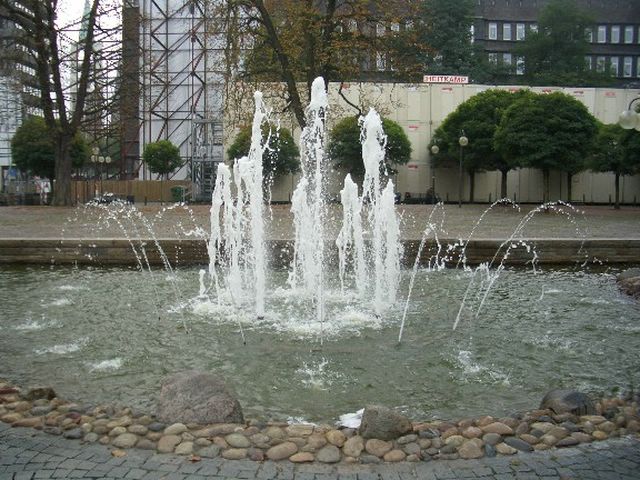 centfontan_big__640x480_.jpg
