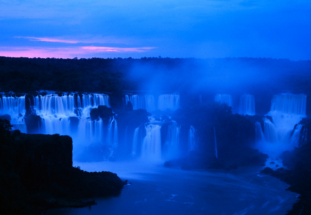 Iguazu_Falls1.jpg