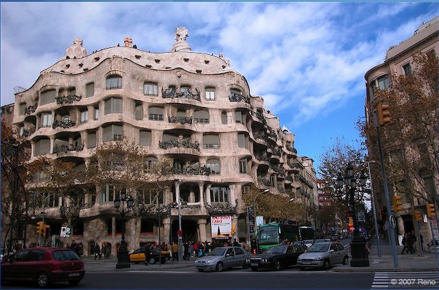 CASA_MILA_1_2.jpg