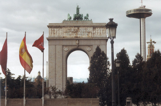 faro_de_madrid_2.jpg