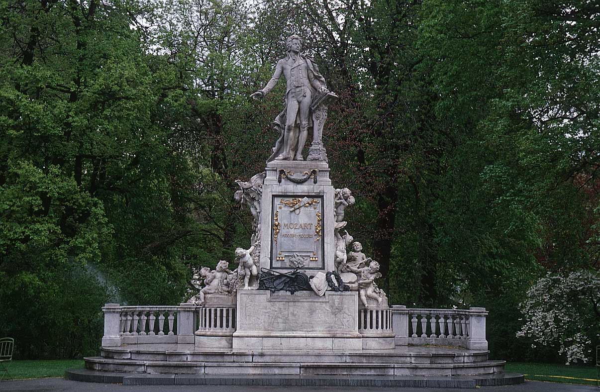 a24_wien_mozart.jpg