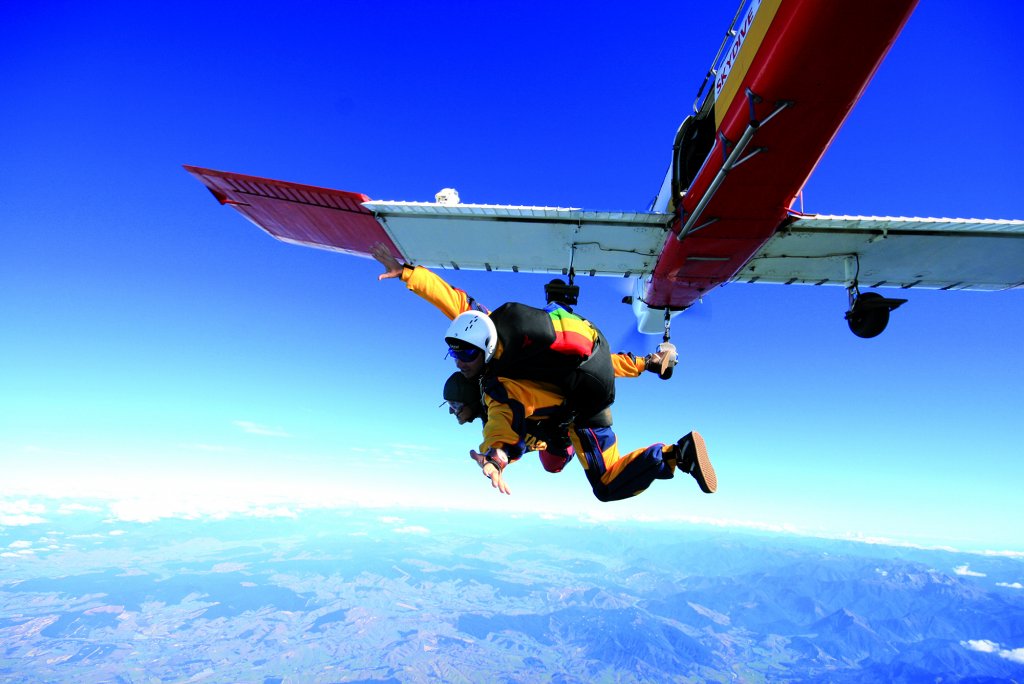 skydive_abel_tasman_2.jpg