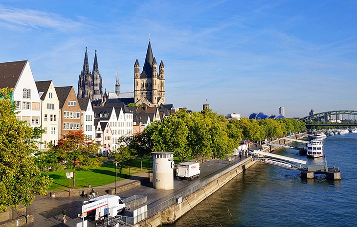germany_cologne_old_town.jpg