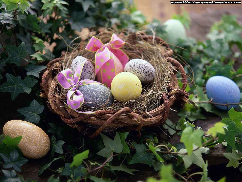 little_easter_eggs_wallpaper.jpg