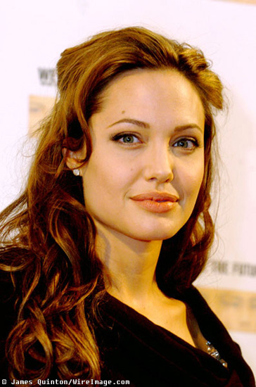 AngelinaJo_James_2743207_600.jpg