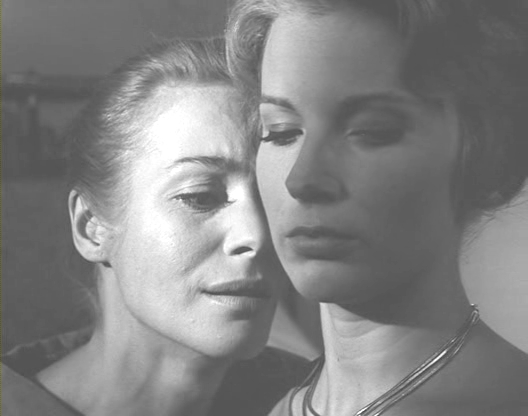 ingmar_bergman___el_silencio__1963_.avi_003358880.jpg