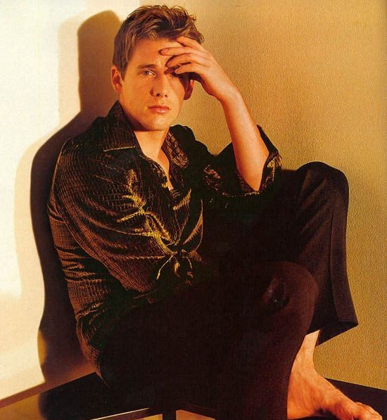 kinopoisk.ru_Ethan_Hawke_32240.jpg