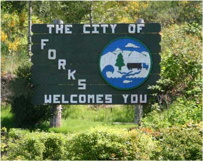 forks_welcome_sign.jpg