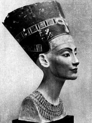 nefertiti_400.jpg