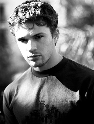 ryan_phillippe_1_breach.jpg