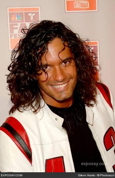 mario_cimarro_2004_nbc_daytime_and_telemundo_fan_festival_TVRmRj.jpg