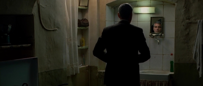 Amerikanets.2010.DUAL.BDRip.XviD.AC3._HQCLUB.avi_004065308.jpg