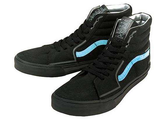 tron_legacy_vans_1.jpg