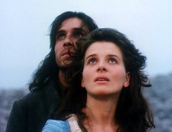 600full_wuthering_heights_screenshot1.jpg