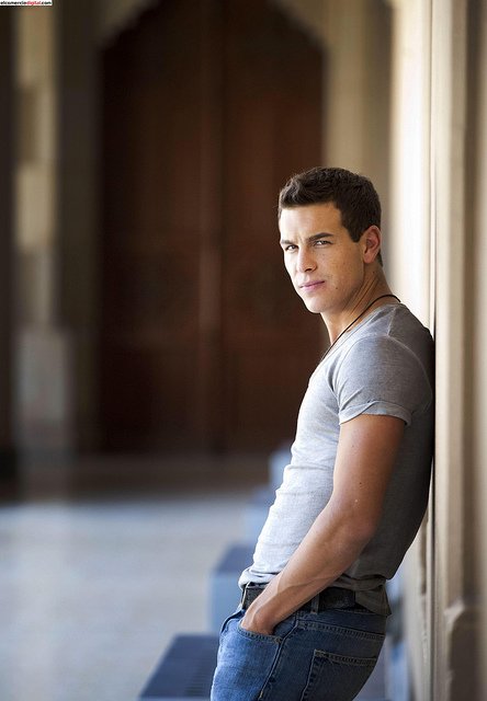 mario_casas.jpg