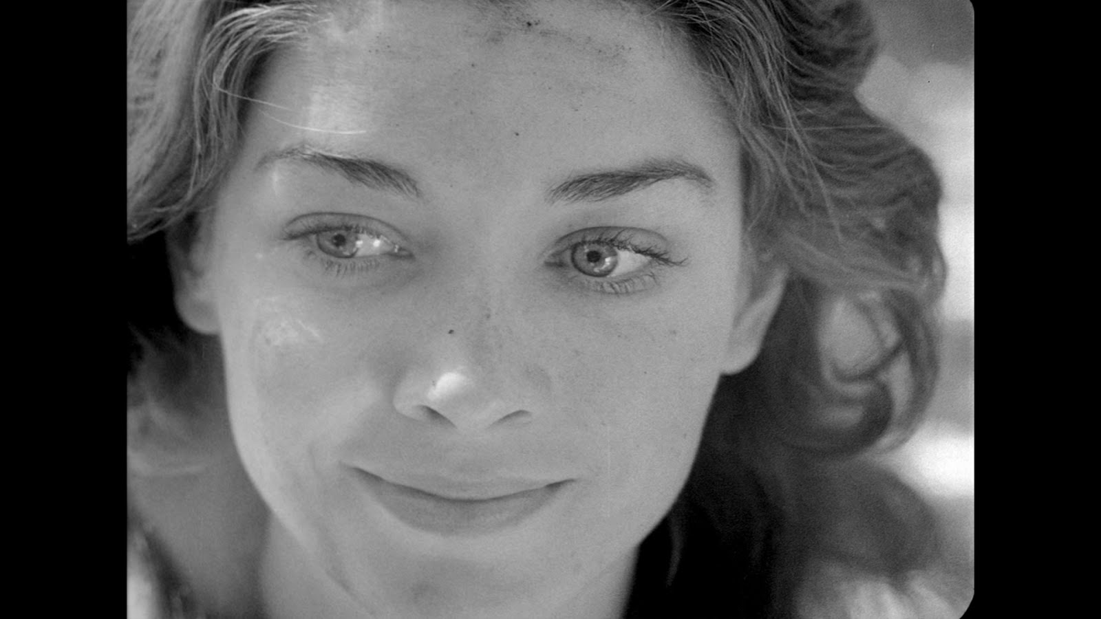 large_fear_and_desire_blu_ray_10.jpg