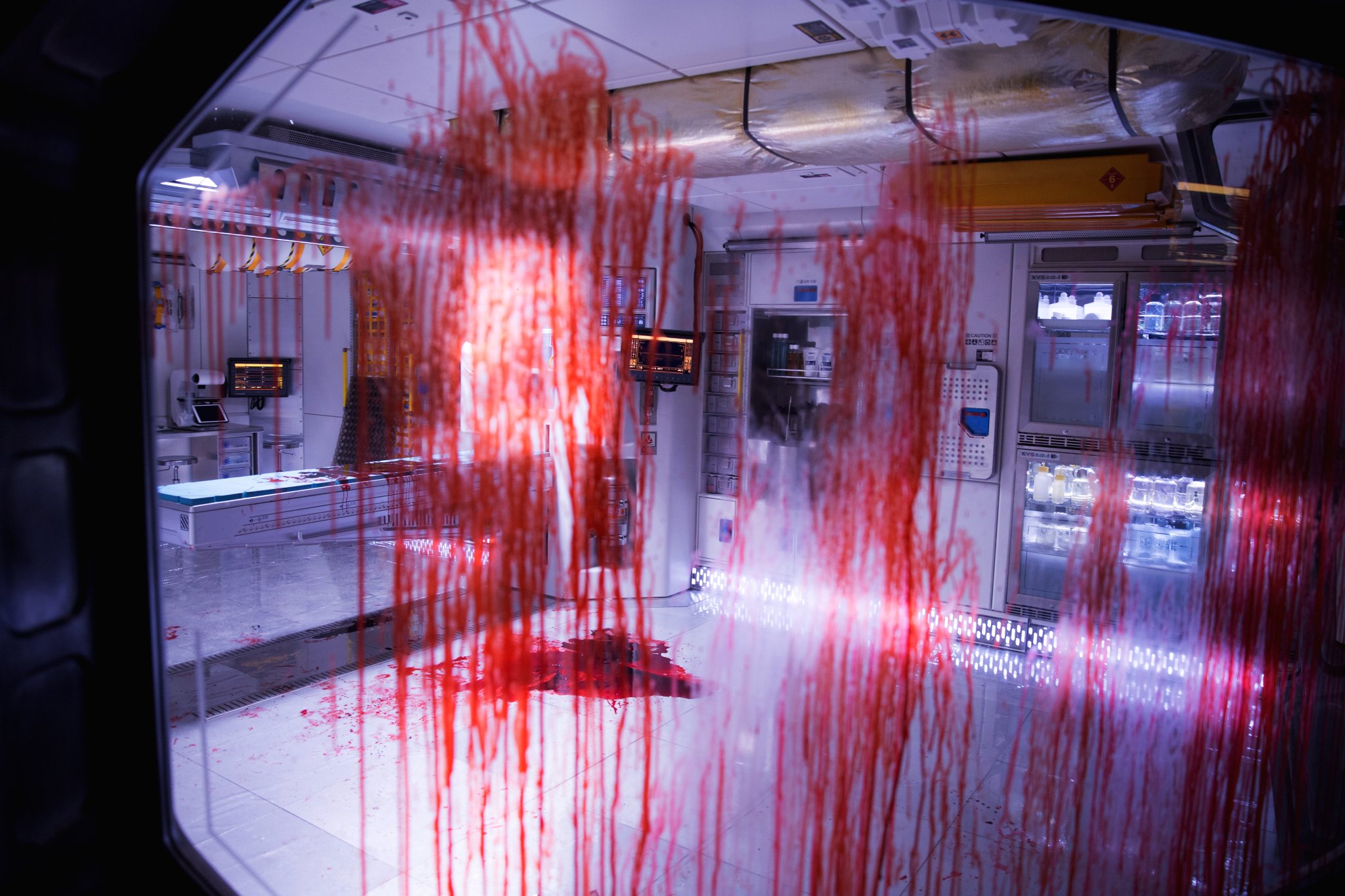 bloody_aftermath_of_alien_attack_617851.jpg