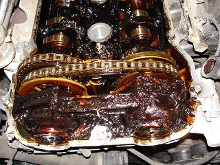 BMW_oil_sludge.JPG