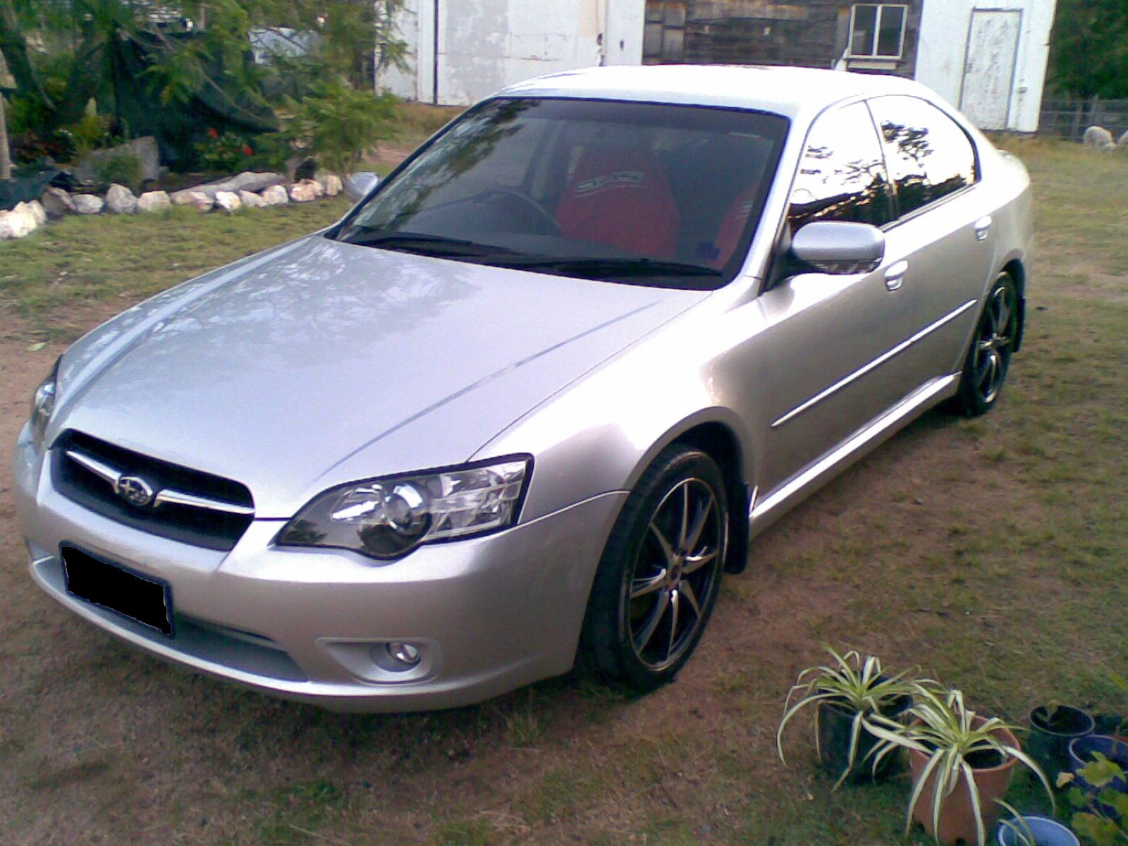 2004_subaru_legacy_pic_49421.jpeg