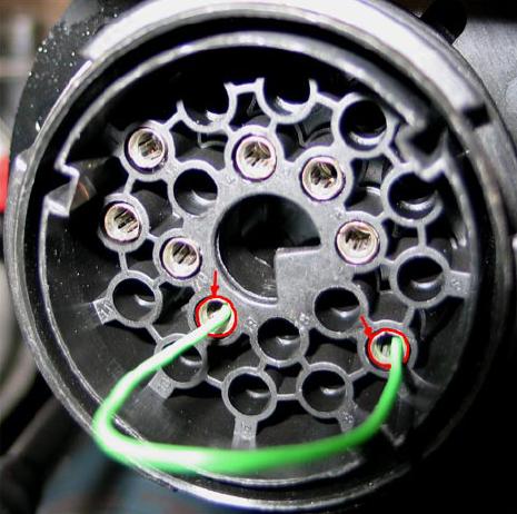 Reset_service_light_indicator_BMW_e36.jpg