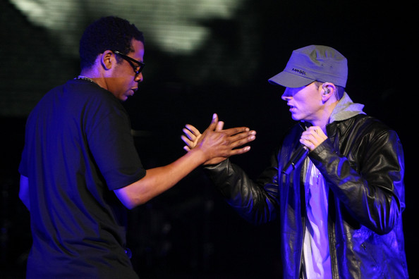 Jay_Z_Eminem_Perform_Launch_DJ_Hero_Show_Lupob_i_Ylbl.jpg